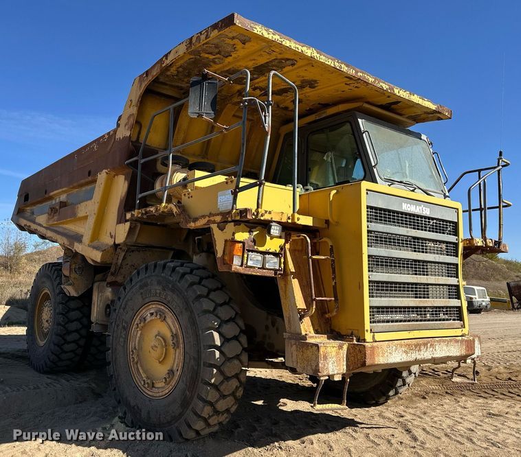 image for item DW2321 2000 Komatsu HD325-6 haul truck