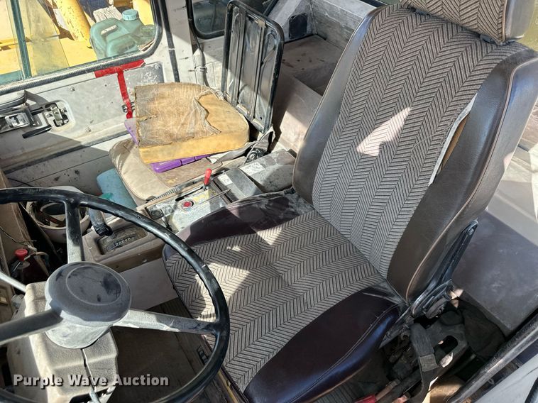 image for item DW2321 2000 Komatsu HD325-6 haul truck