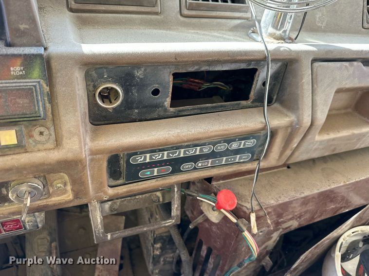 image for item DW2321 2000 Komatsu HD325-6 haul truck