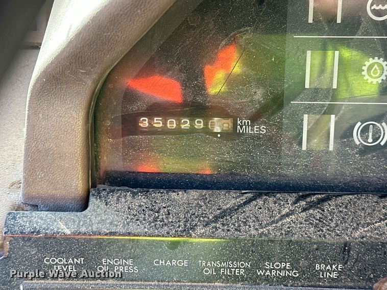 image for item DW2321 2000 Komatsu HD325-6 haul truck