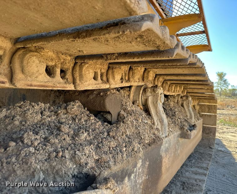 image for item DW2322 Caterpillar 235 excavator