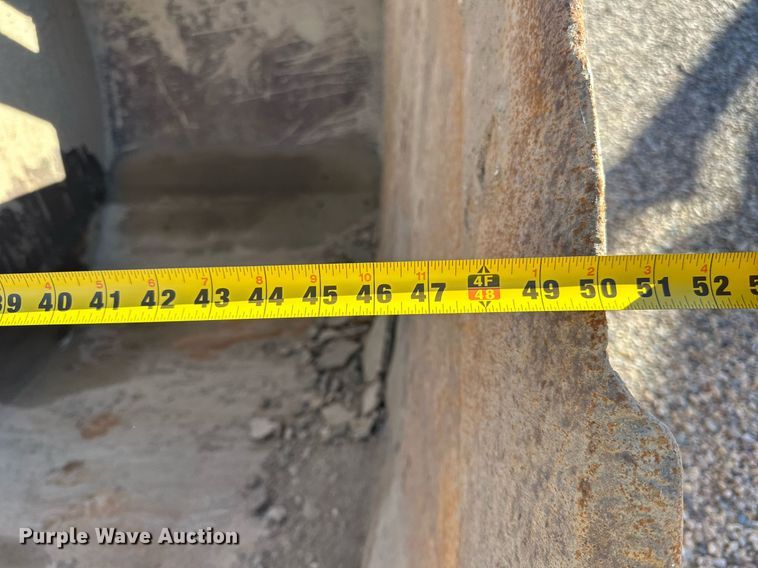 image for item DW2322 Caterpillar 235 excavator