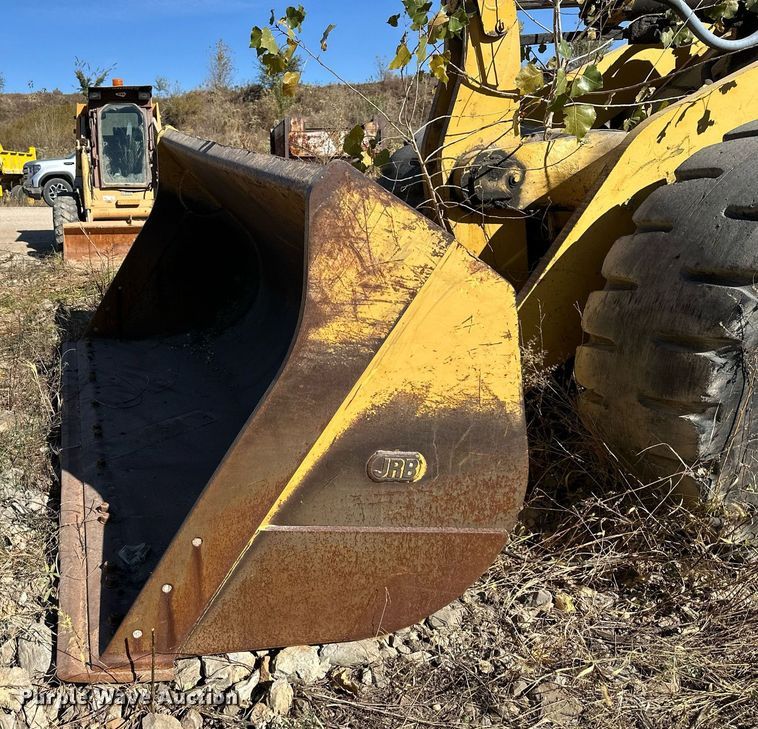 image for item DW2323 JRB WA450-2 wheel loader bucket