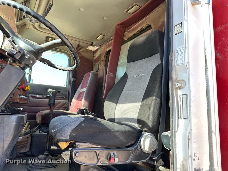 image for item DW2324 1996 International 9200 dump truck