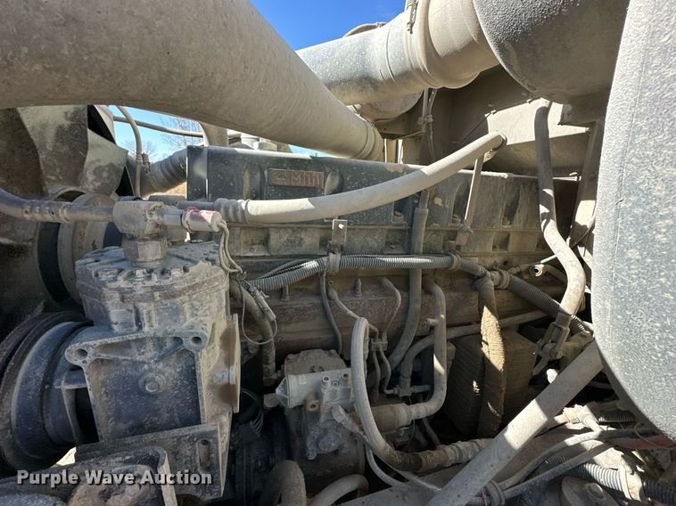 image for item DW2324 1996 International 9200 dump truck