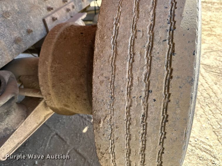 image for item DW2324 1996 International 9200 dump truck