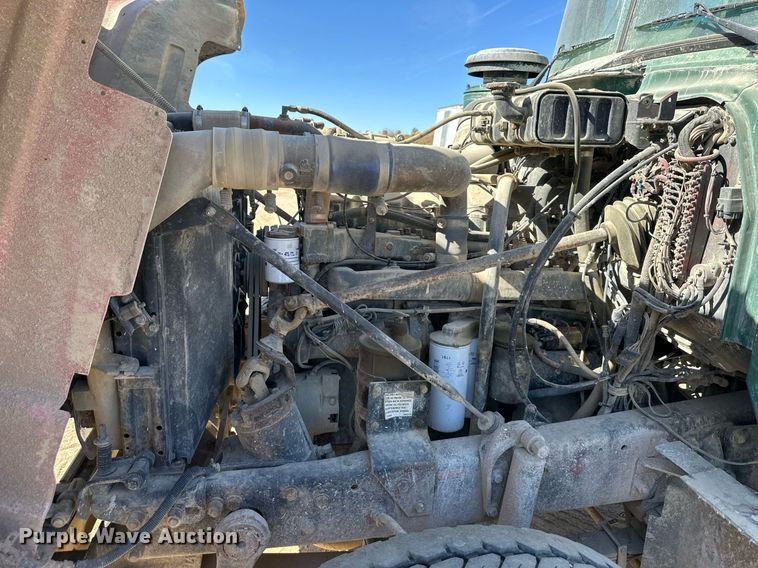 image for item DW2325 1994 Mack RD688S dump truck