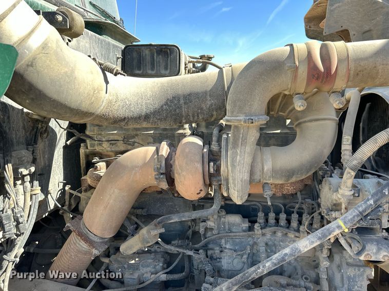 image for item DW2325 1994 Mack RD688S dump truck