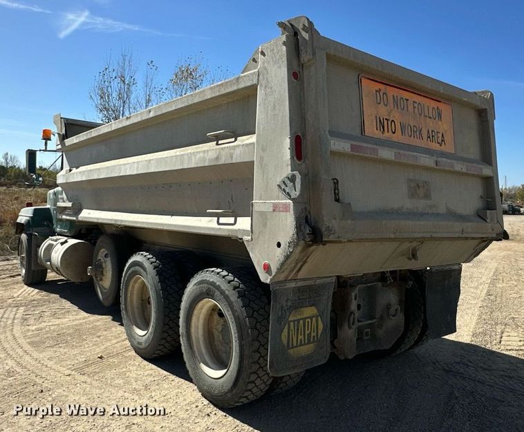 image for item DW2326 1994 Mack RD688S dump truck
