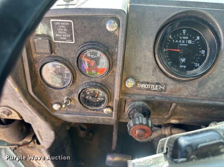 image for item DW2326 1994 Mack RD688S dump truck