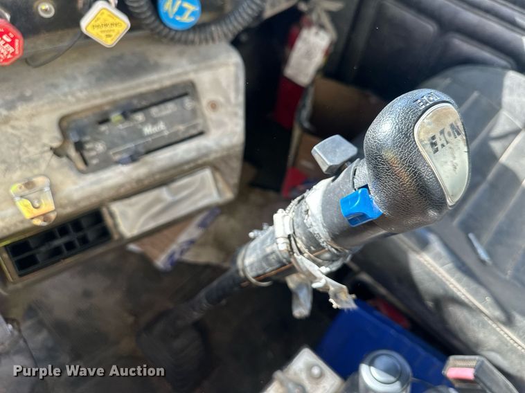 image for item DW2326 1994 Mack RD688S dump truck