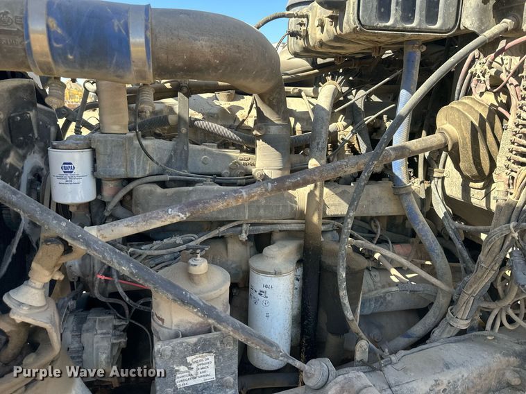 image for item DW2326 1994 Mack RD688S dump truck