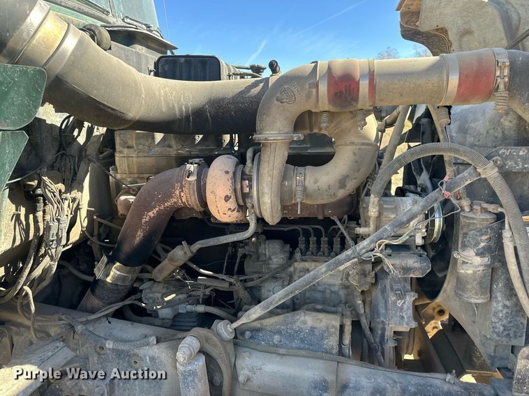 image for item DW2326 1994 Mack RD688S dump truck