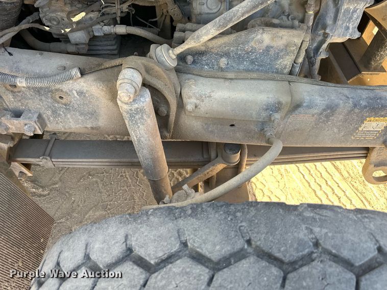 image for item DW2326 1994 Mack RD688S dump truck