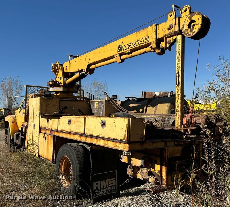 image for item DW2327 1991 Ford F800 crane truck