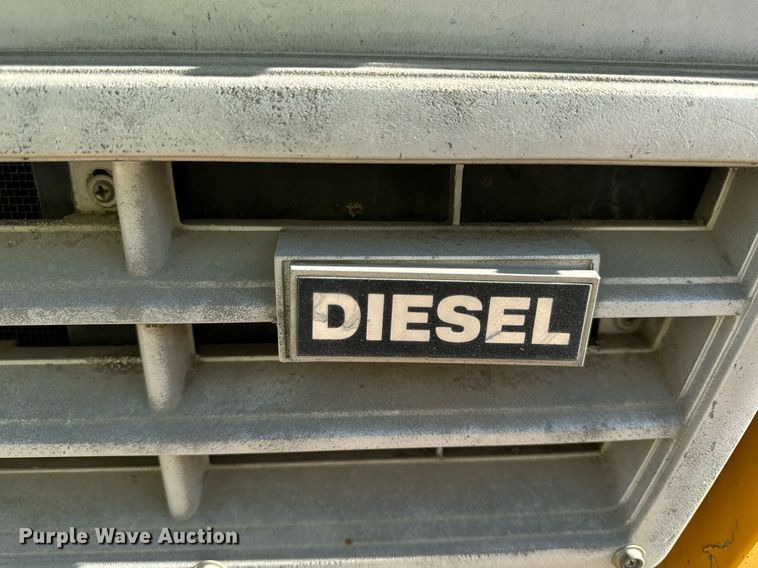 image for item DW2327 1991 Ford F800 crane truck