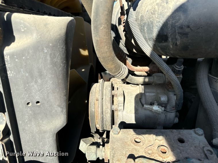 image for item DW2327 1991 Ford F800 crane truck