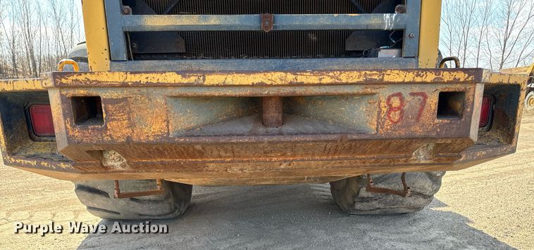 image for item DW2328 Komatsu WA600-1 wheel loader