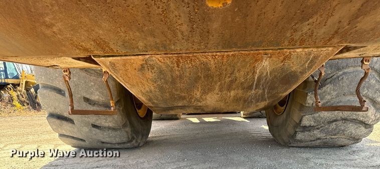 image for item DW2328 Komatsu WA600-1 wheel loader