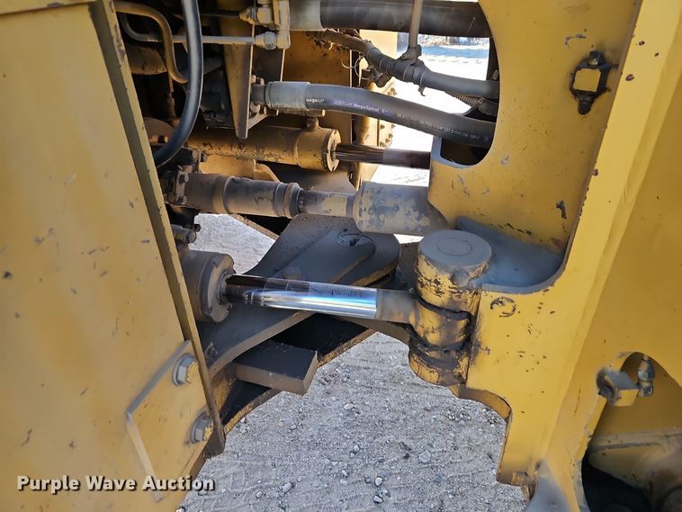 image for item DW2340 1995 Kawasaki  90 Z IV wheel loader