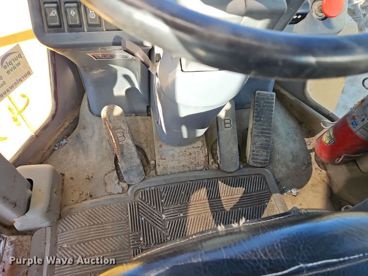 image for item DW2340 1995 Kawasaki  90 Z IV wheel loader