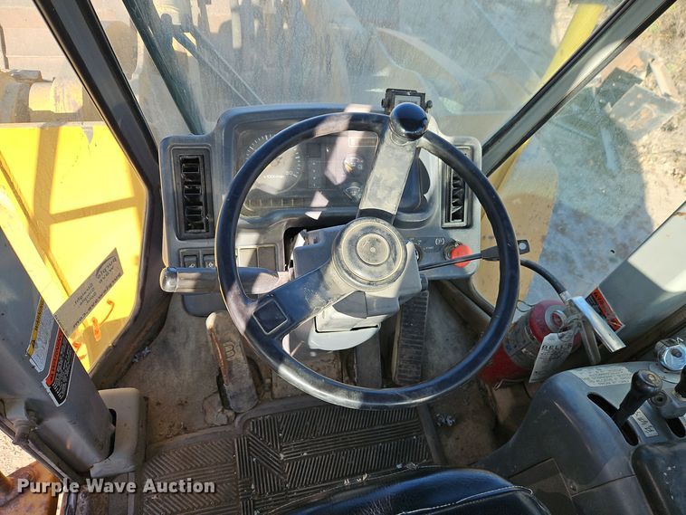 image for item DW2340 1995 Kawasaki  90 Z IV wheel loader