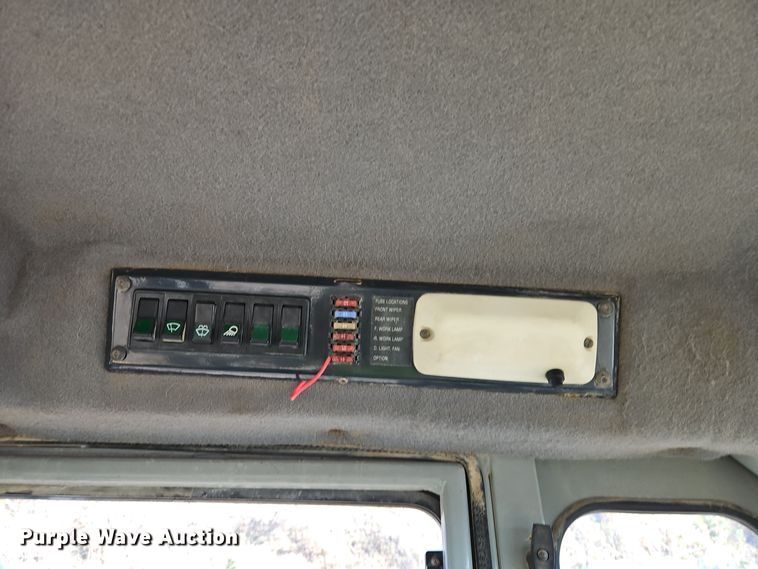 image for item DW2340 1995 Kawasaki  90 Z IV wheel loader