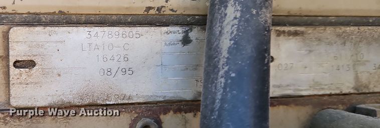 image for item DW2340 1995 Kawasaki  90 Z IV wheel loader