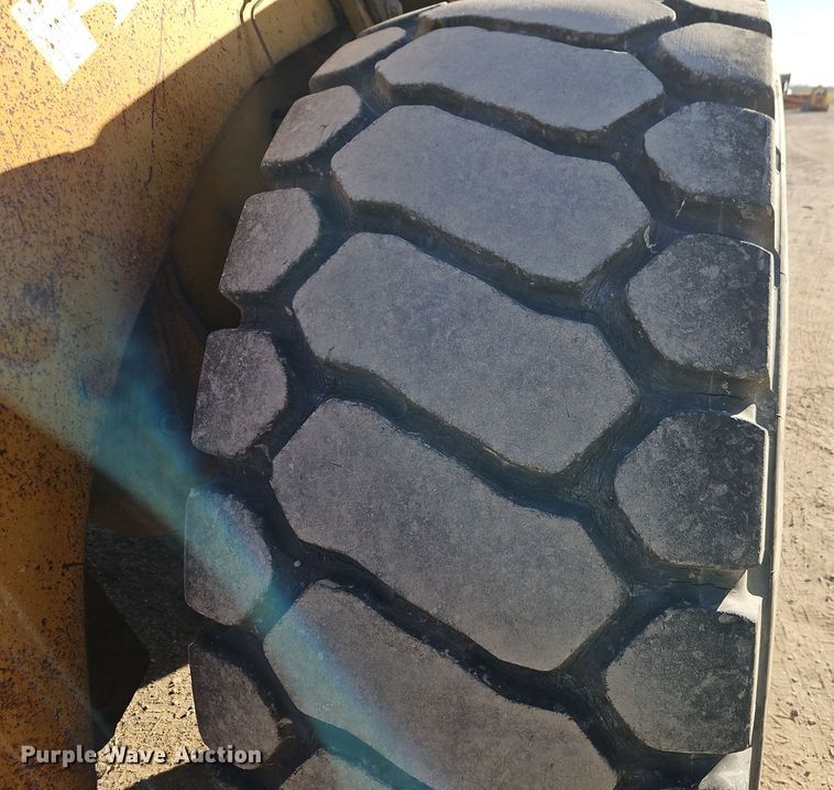 image for item DW2340 1995 Kawasaki  90 Z IV wheel loader