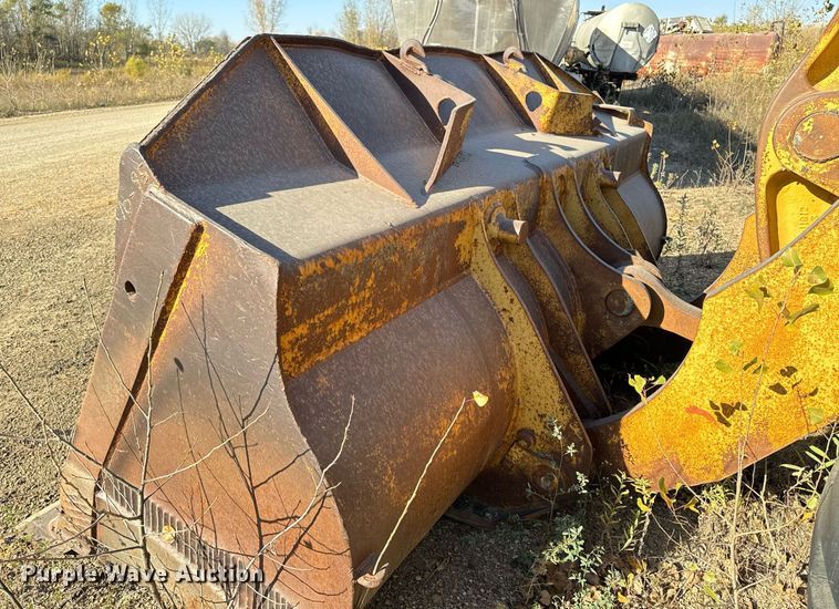 image for item DW2342 1987 Komatsu WA500-1 wheel loader