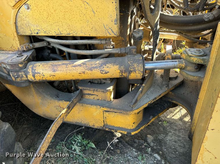 image for item DW2342 1987 Komatsu WA500-1 wheel loader