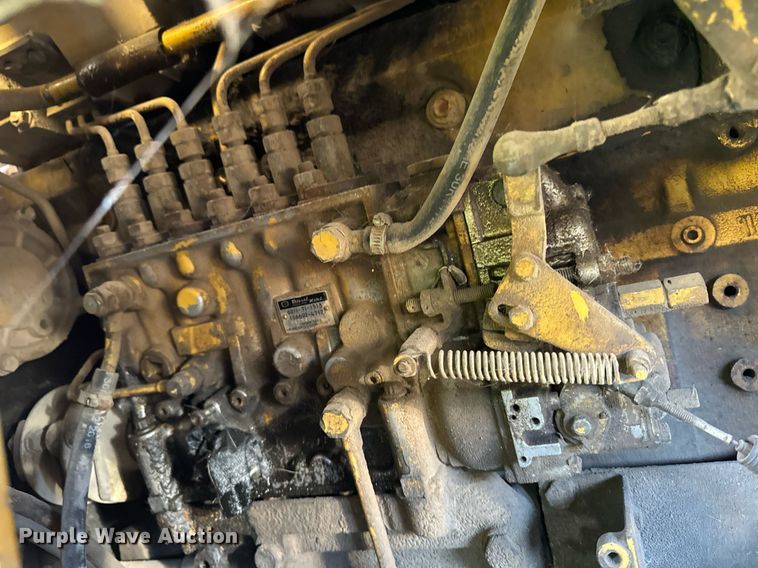 image for item DW2342 1987 Komatsu WA500-1 wheel loader