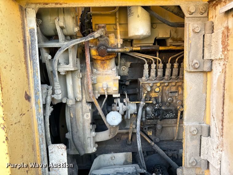 image for item DW2342 1987 Komatsu WA500-1 wheel loader