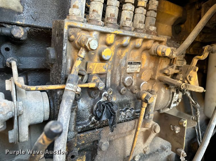 image for item DW2342 1987 Komatsu WA500-1 wheel loader