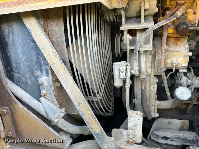 image for item DW2342 1987 Komatsu WA500-1 wheel loader