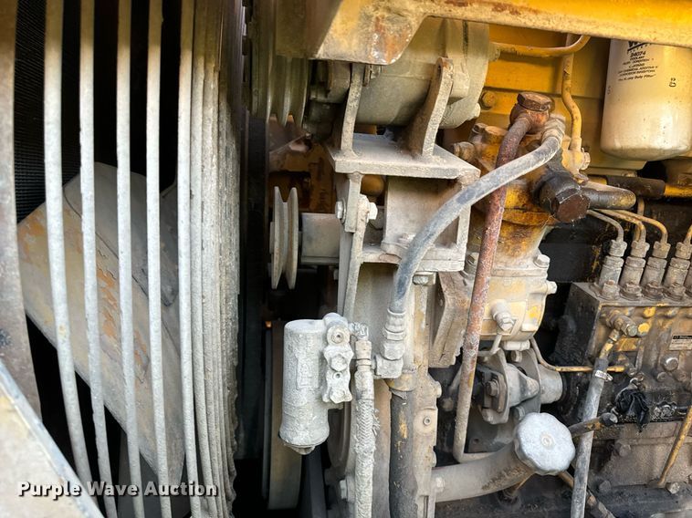 image for item DW2342 1987 Komatsu WA500-1 wheel loader