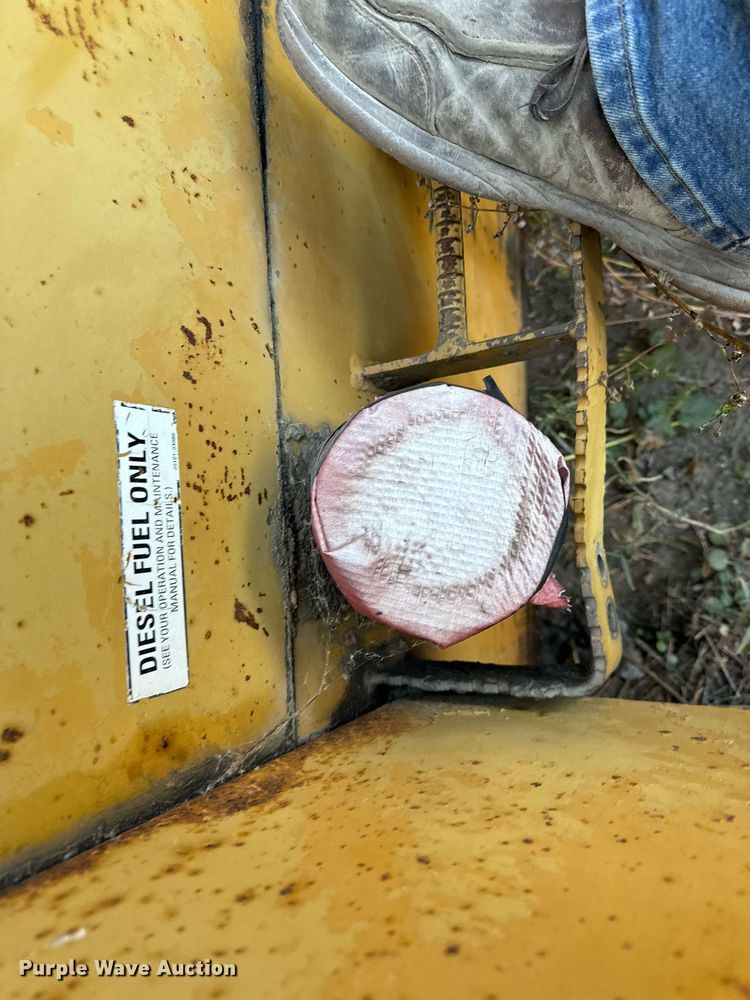 image for item DW2342 1987 Komatsu WA500-1 wheel loader