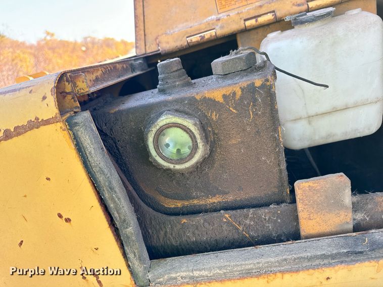 image for item DW2342 1987 Komatsu WA500-1 wheel loader
