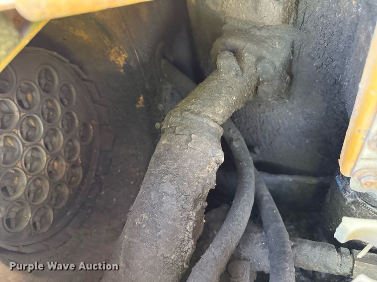 image for item DW2342 1987 Komatsu WA500-1 wheel loader