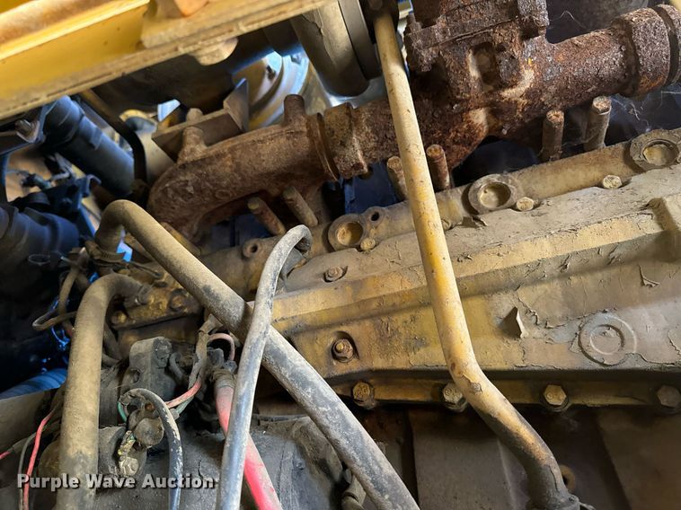 image for item DW2342 1987 Komatsu WA500-1 wheel loader