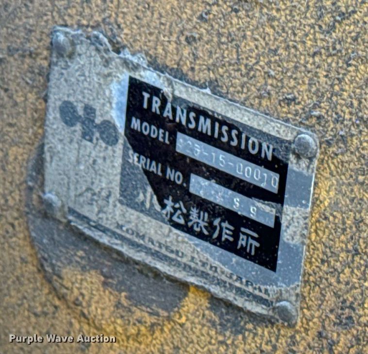 image for item DW2342 1987 Komatsu WA500-1 wheel loader