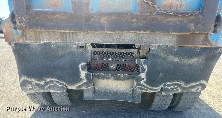 image for item DW2343 2003 Mack DMC688SX dump truck