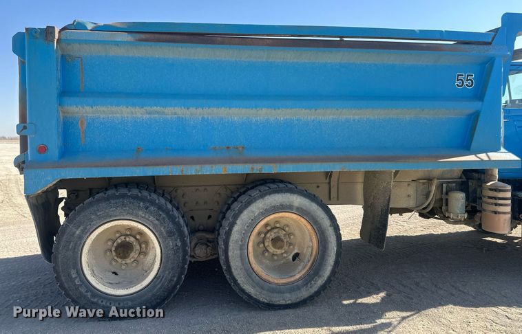 image for item DW2343 2003 Mack DMC688SX dump truck