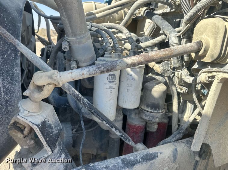 image for item DW2343 2003 Mack DMC688SX dump truck