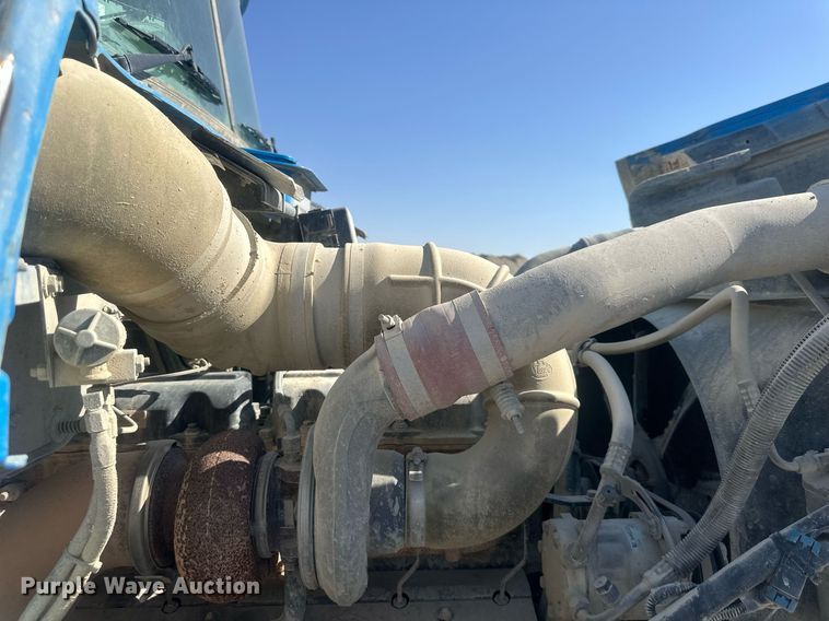 image for item DW2343 2003 Mack DMC688SX dump truck