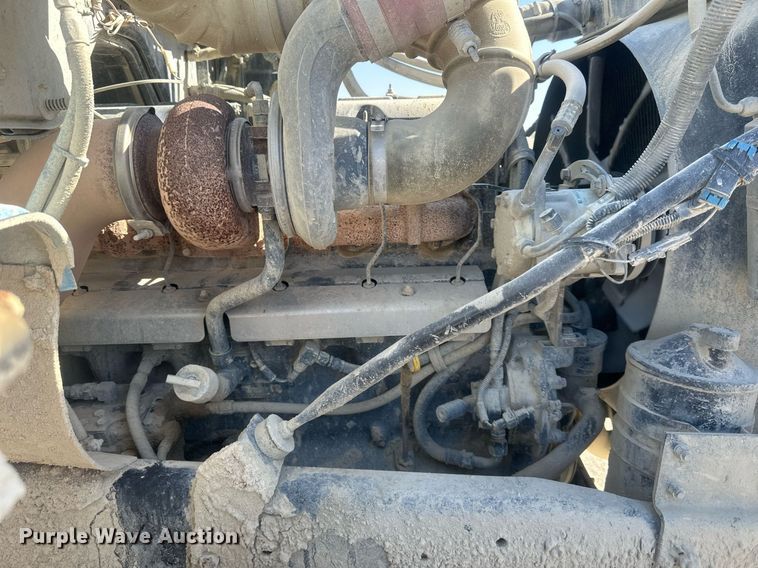 image for item DW2343 2003 Mack DMC688SX dump truck