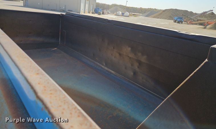 image for item DW2344 2003 Mack DM688SX dump truck