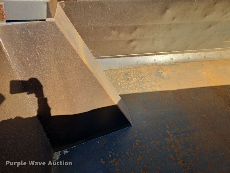 image for item DW2344 2003 Mack DM688SX dump truck