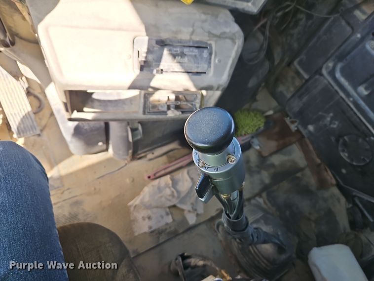 image for item DW2344 2003 Mack DM688SX dump truck