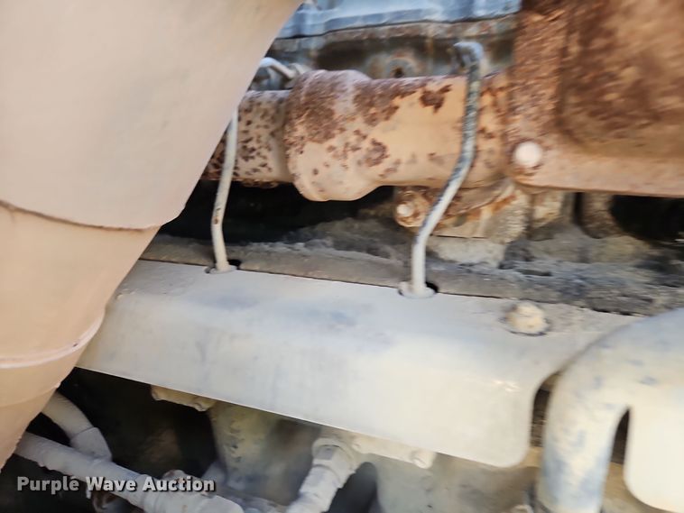 image for item DW2344 2003 Mack DM688SX dump truck